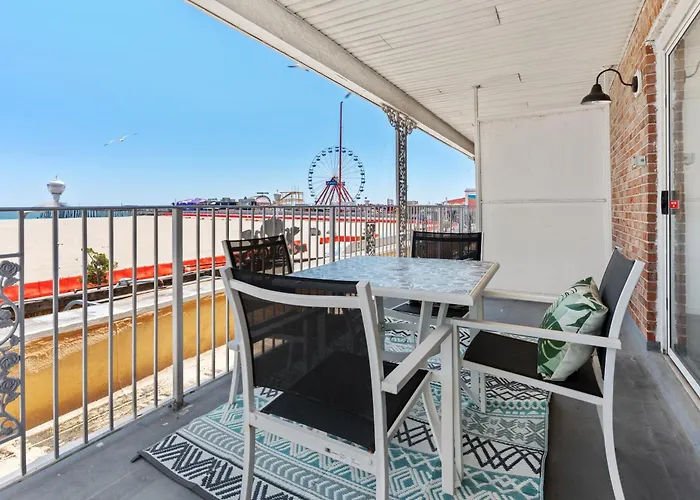 2 Bed1 Bath On The Boardwalk By The Inlet * Ocean City